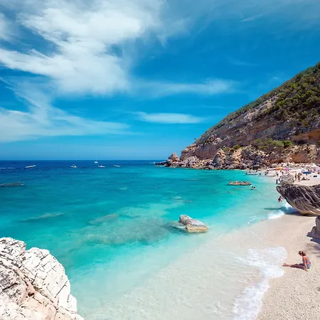 Le Residenze Del Golfo Di Aparthotel 3*