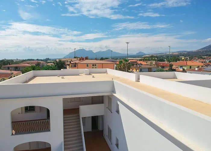 Le Residenze Del Golfo Di Lägenhetshotell Orosei