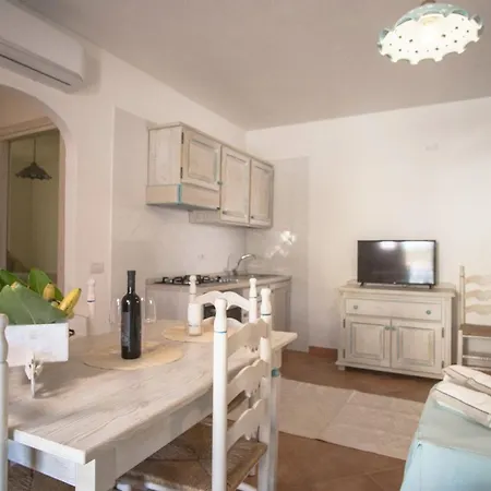 Le Residenze Del Golfo Di Apartahotel