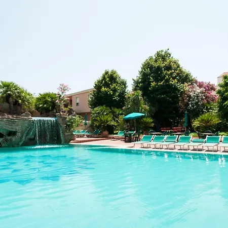 Apartahotel Le Residenze Del Golfo Di 3*