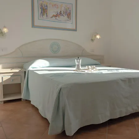 Apartahotel Le Residenze Del Golfo Di Orosei