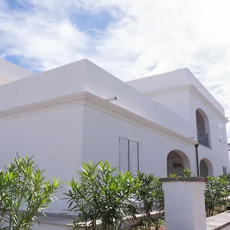 Le Residenze Del Golfo Di Apartahotel