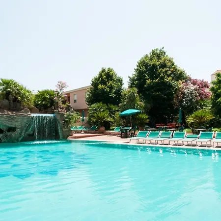 Apartahotel Le Residenze Del Golfo Di Orosei