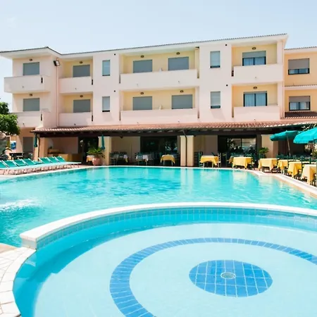 Le Residenze Del Golfo Di Apartahotel 3*