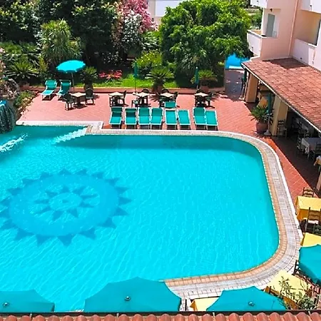 Le Residenze Del Golfo Di 아파트호텔 3*