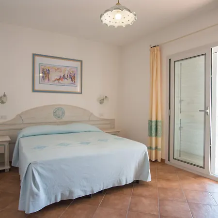 Le Residenze Del Golfo Di Lejlighedshotel 3*