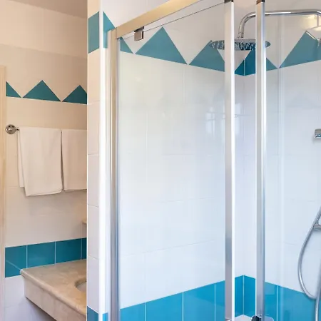 Le Residenze Del Golfo Di Apartahotel 3*