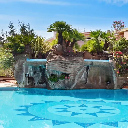 Le Residenze Del Golfo Di Apartahotel 3*