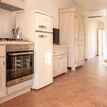 Le Residenze Del Golfo Di Apartahotel 3*